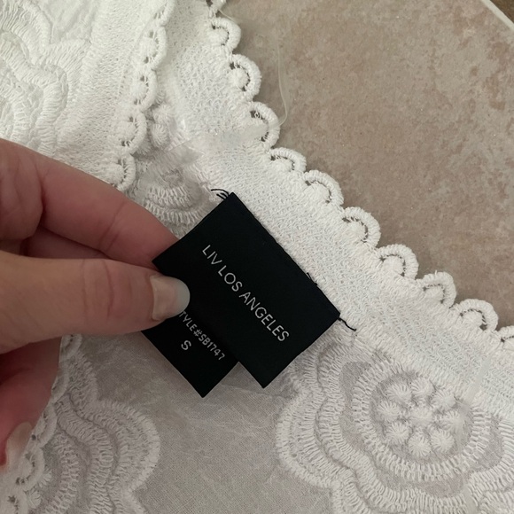 NWOT Liv Los Angelos cropped blouse ☀️ - Picture 3 of 4
